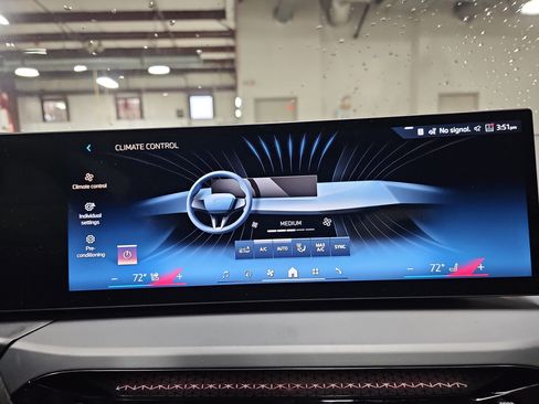 New 2026 BMW 230i xDrive Coupe w/ Premium Package image 18