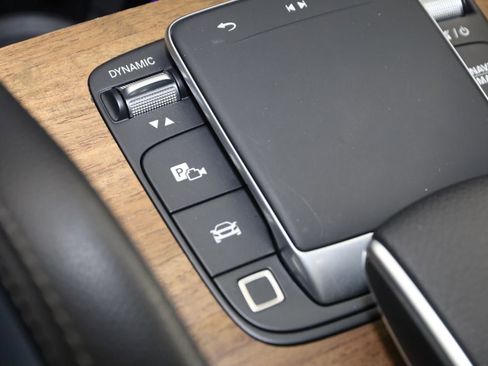 Used 2025 Mercedes-Benz GLS 450 4MATIC image 38