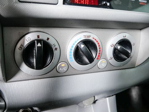 Used 2008 Toyota Tacoma PreRunner image 17