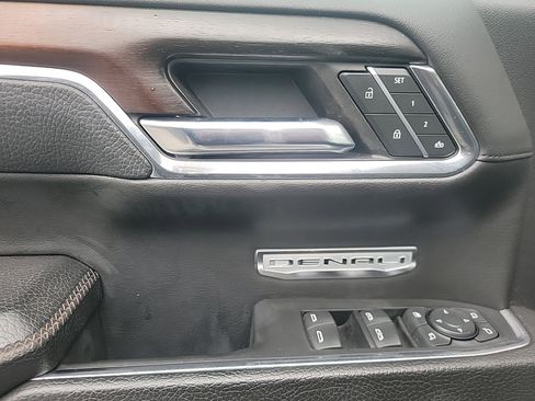 Used 2024 GMC Sierra 1500 Denali image 21