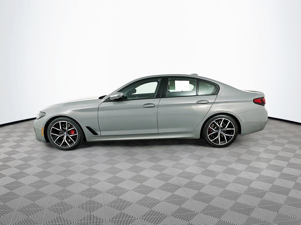 Used 2021 BMW M550i xDrive AWD/4WD image 5