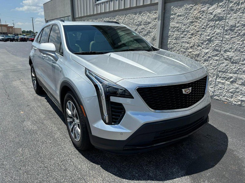 Used 2020 Cadillac XT4 Sport w/ Driver Awareness Package FWD image 2