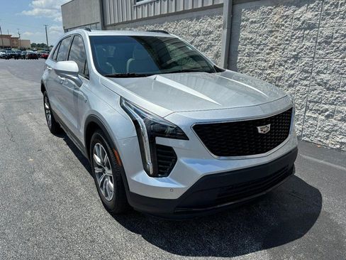 Used 2020 Cadillac XT4 Sport w/ Driver Awareness Package FWD image 2