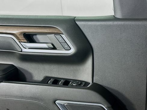 Used 2022 Chevrolet Silverado 1500 LT image 15