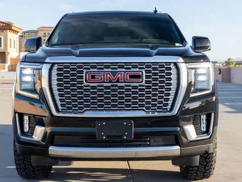 Used 2024 GMC Yukon Denali AWD/4WD image 2