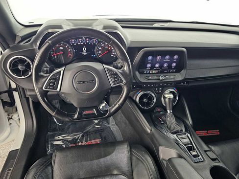 Used 2019 Chevrolet Camaro SS RWD image 15
