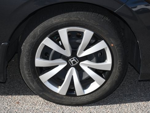 Certified 2024 Honda Civic LX image 20