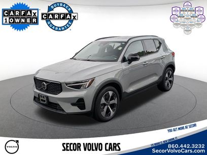 Used 2024 Volvo XC40 B5 Core
