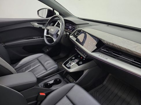 Used 2023 Audi Q4 e-tron Premium Plus w/ Premium Plus image 18
