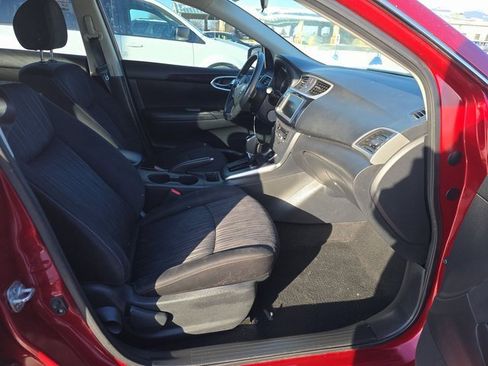 Used 2019 Nissan Sentra SV image 5