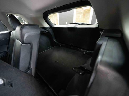 Used 2023 Toyota Corolla Cross XLE image 24