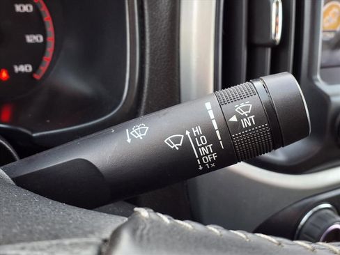 Used 2016 GMC Canyon SLE w/ SLE Convenience Package image 17