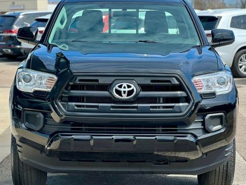 Used 2016 Toyota Tacoma SR image 29