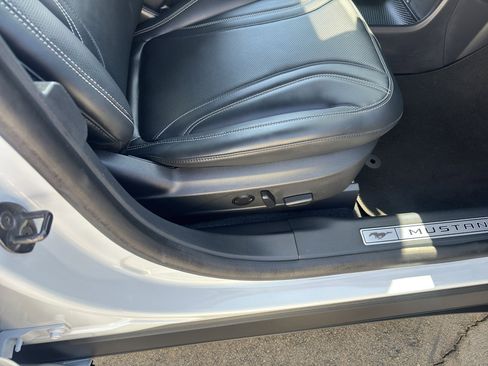 Used 2025 Cadillac CT5 Sport RWD image 32