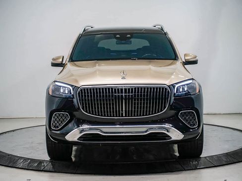 Used 2024 Mercedes-Benz Maybach GLS 600 4MATIC image 6