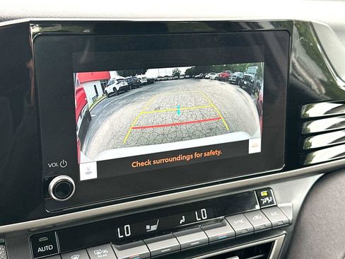 Used 2025 Toyota Camry LE FWD image 20