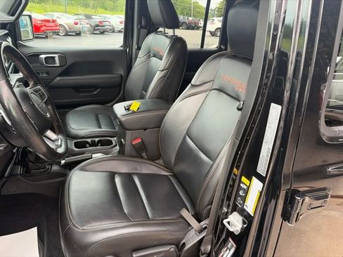 Used 2021 Jeep Wrangler Unlimited Rubicon w/ Trailer Tow Package AWD/4WD image 11