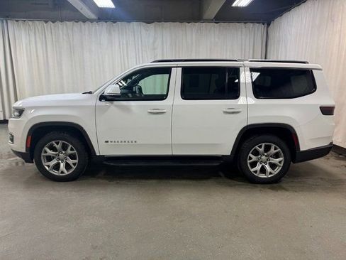 Used 2022 Jeep Wagoneer Series II image 8