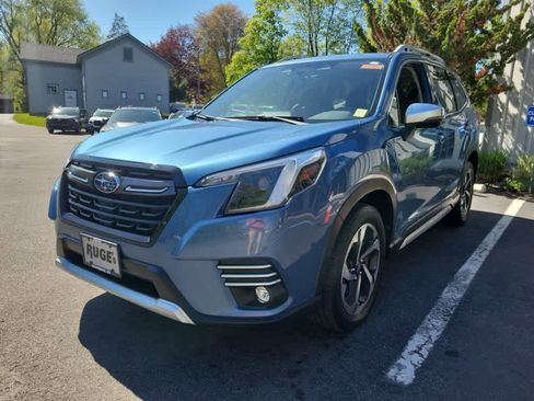 Used 2022 Subaru Forester Touring AWD/4WD image 8