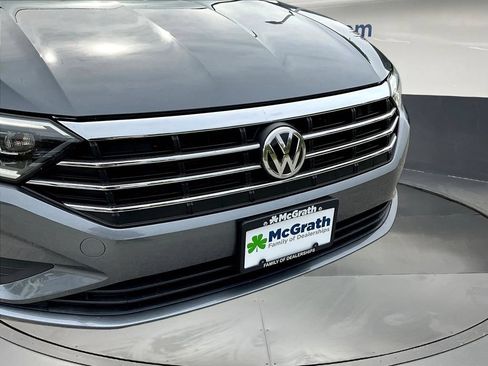 Used 2020 Volkswagen Jetta SEL FWD image 32