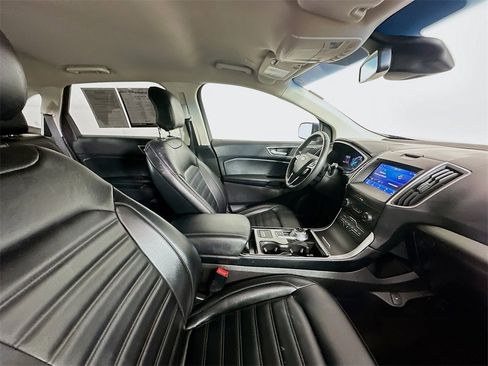 Used 2019 Ford Edge SEL w/ Equipment Group 201A image 29