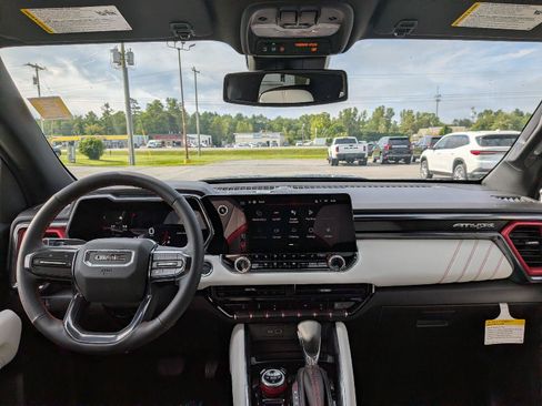 New 2026 GMC Canyon AT4X AWD/4WD image 25