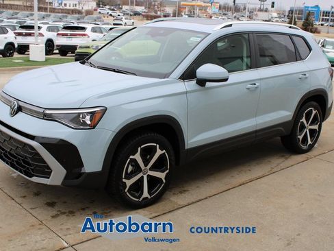 New 2026 Volkswagen Taos SEL AWD/4WD image 3