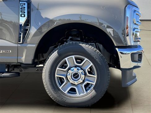 New 2026 Ford F250 Lariat w/ Lariat Premium Package image 48