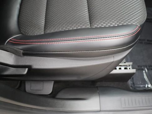 Used 2024 Ford Escape ST-Line w/ Tech Pack #1 FWD image 11