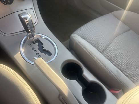Used 2008 Chrysler Sebring Touring FWD image 19