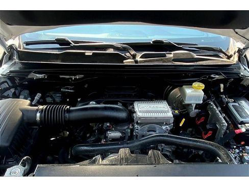 Used 2021 RAM 1500 Laramie w/ Off Road Group image 11