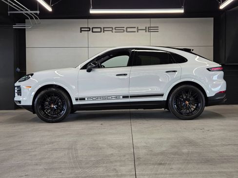 Certified 2026 Porsche Cayenne Coupe w/ Premium Package Plus AWD/4WD image 2
