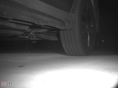 Used 2018 Toyota RAV4 XLE image 9