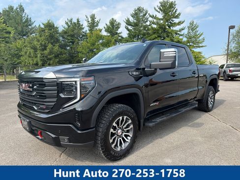 Used 2023 GMC Sierra 1500 AT4 w/ Technology Package AWD/4WD image 1