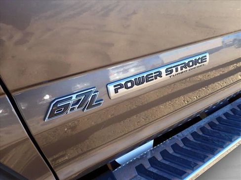 Used 2019 Ford F350 XLT w/ XLT Premium Package image 8