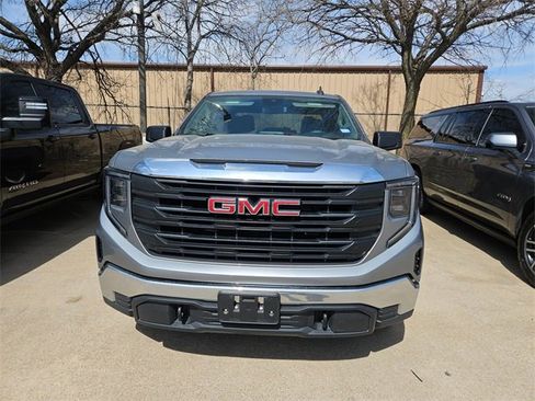 Used 2024 GMC Sierra 1500 Pro w/ Pro Value Package image 2