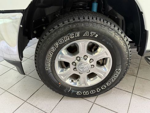 Used 2025 RAM 2500 Big Horn AWD/4WD image 12