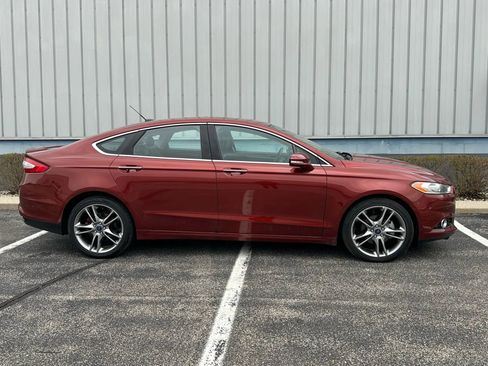 Used 2014 Ford Fusion Titanium image 2