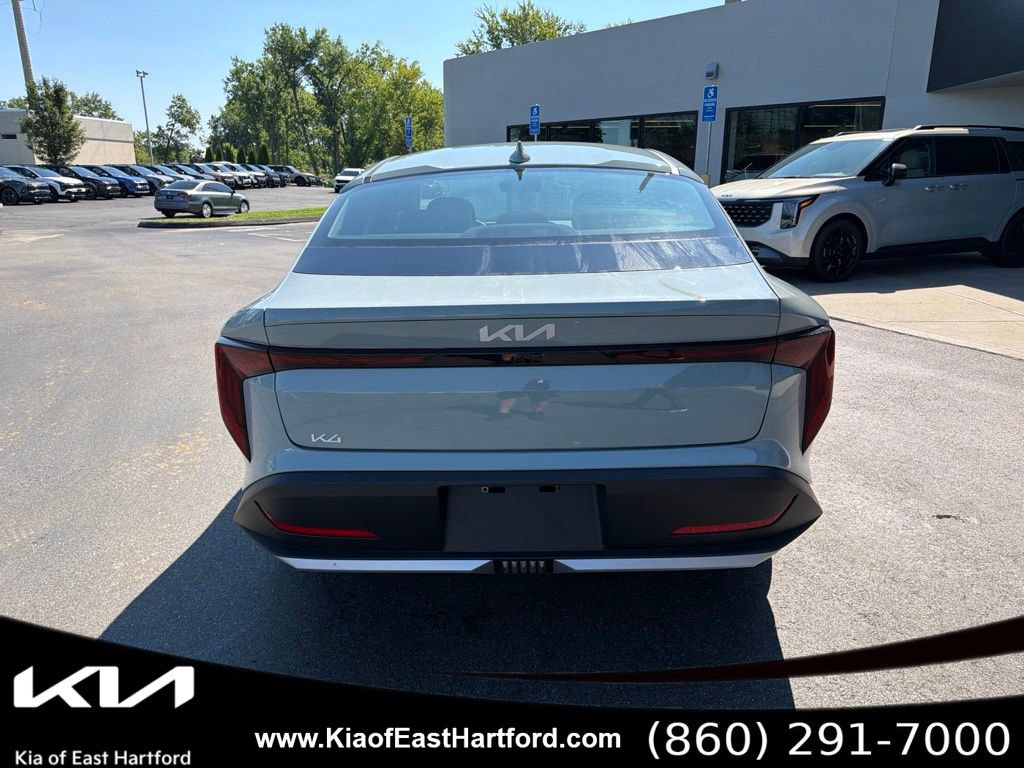 New 2026 Kia K4 FWD image 9