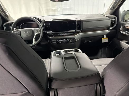 New 2026 Chevrolet Silverado 1500 RST w/ Dark Appearance Package image 3