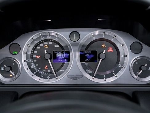 Used 2007 Aston Martin V8 Vantage Roadster image 31