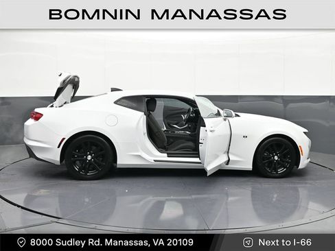 Used 2020 Chevrolet Camaro LS RWD image 39