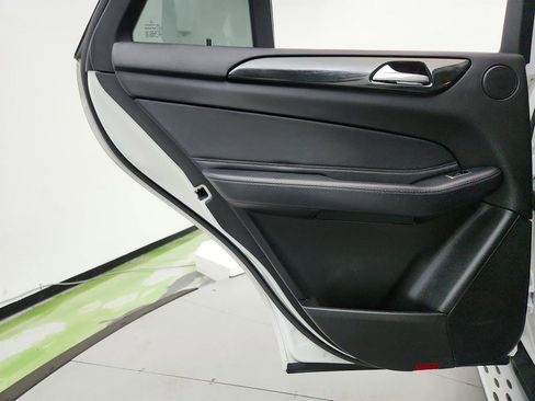 Used 2018 Mercedes-Benz GLE 350 image 26