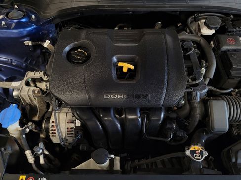 Used 2019 Kia Forte LXS FWD image 30