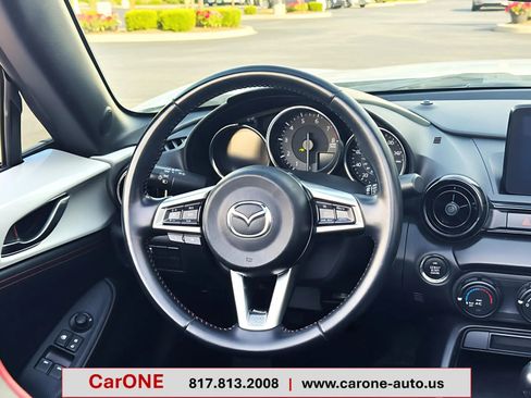 Used 2018 MAZDA MX-5 Miata Club w/ Brembo/BBS Recaro Package image 20