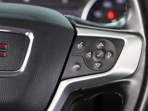 Used 2023 GMC Acadia SLT FWD image 14