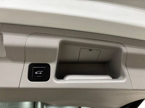 Used 2019 GMC Acadia SLT image 10