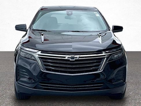 Used 2024 Chevrolet Equinox LS w/ LS Convenience Package image 3