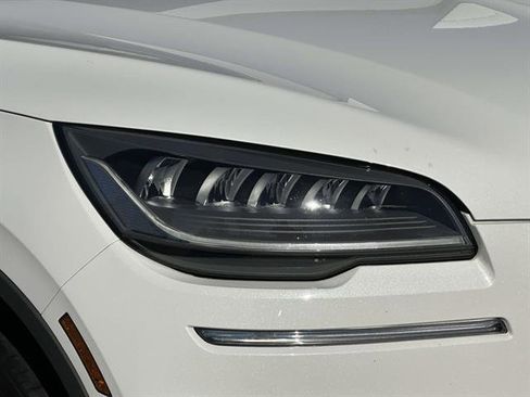 Used 2023 Lincoln Aviator Reserve w/ Equipment Group 201A image 8