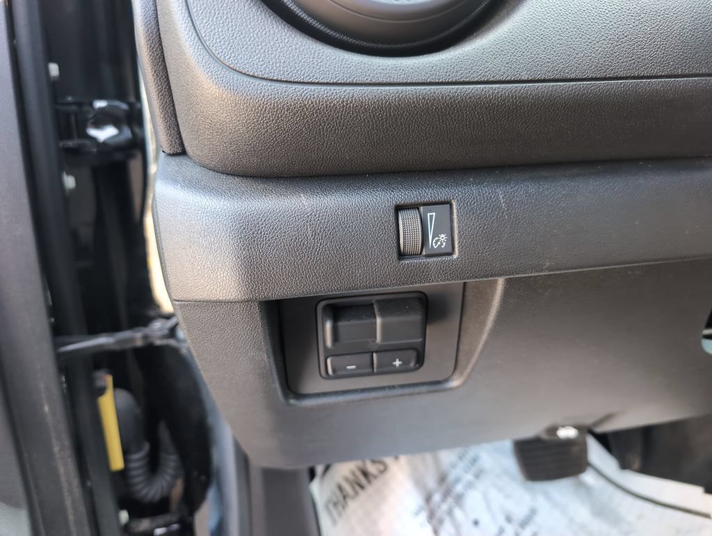 Used 2026 Chevrolet Colorado Trail Boss AWD/4WD image 16